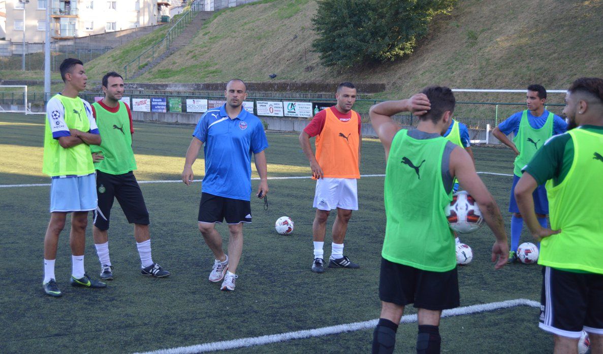 Le stade du Soleil accueille le premier entraînement des seniors avec Jérémie Janot