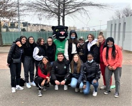 Les U18 Féminines du FCOFI invitées lors de la rencontre ASSE / OL en D1 Féminines