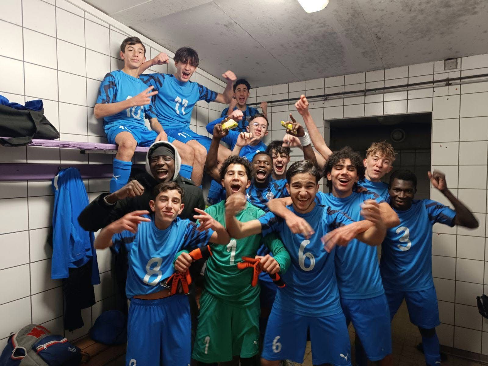 NOS U17 RENOUENT AVEC LE SUCCÈS ! 